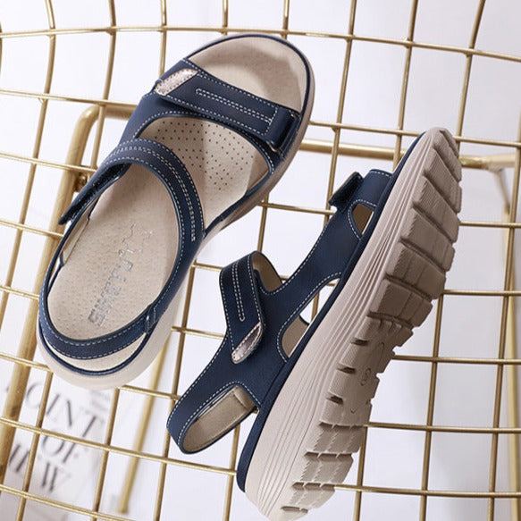 sandals – 8