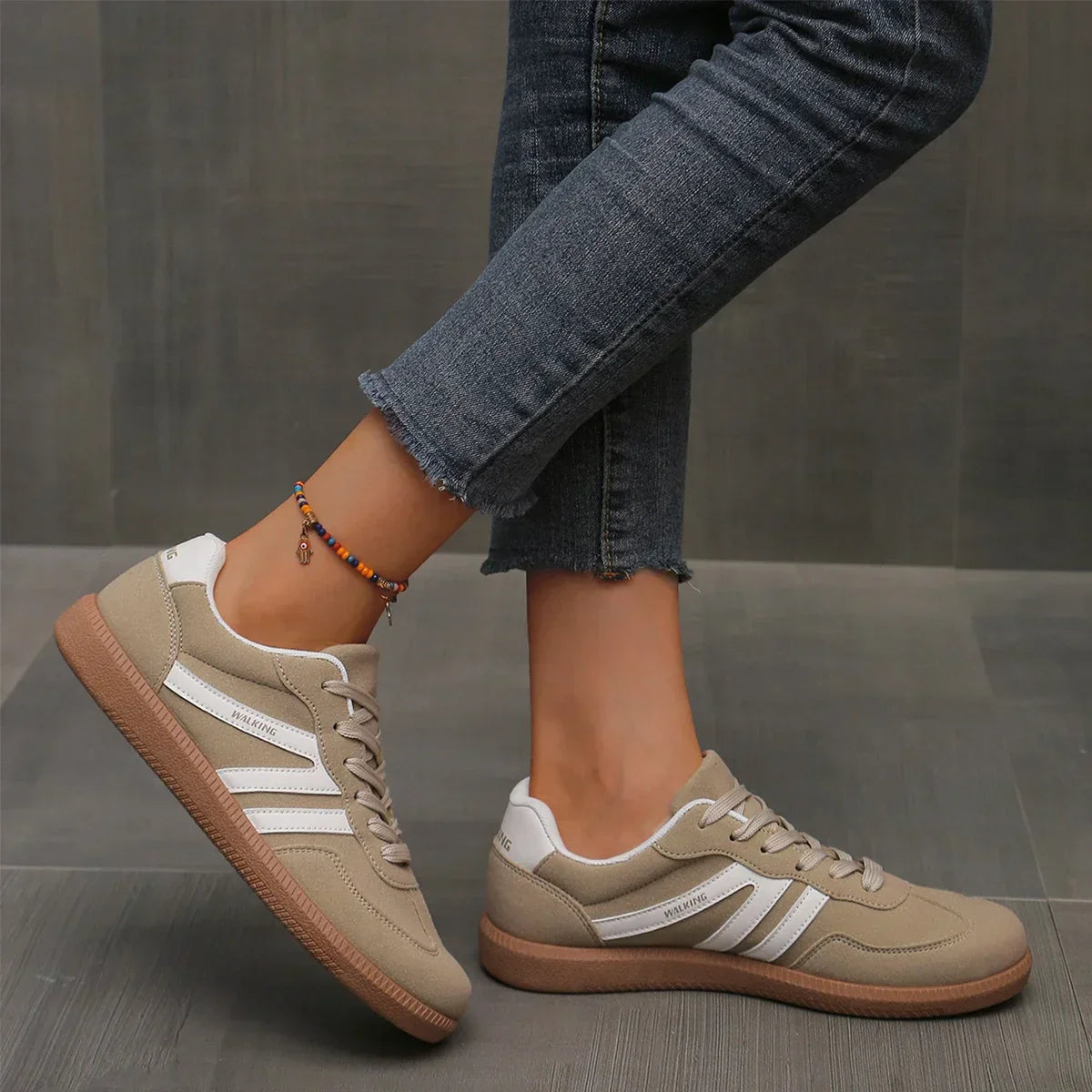 sneakers – 4