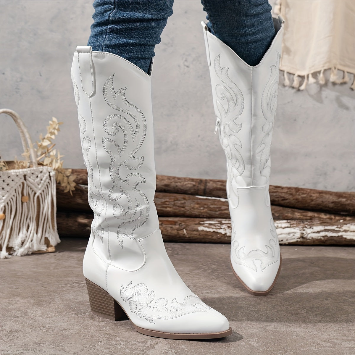 boots – 13