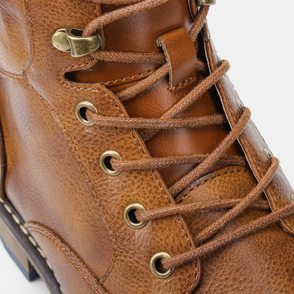 boots – 7