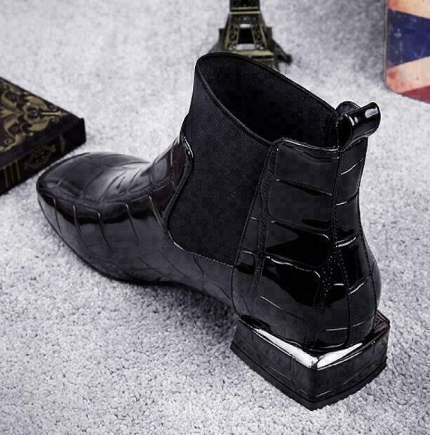 boots – 3