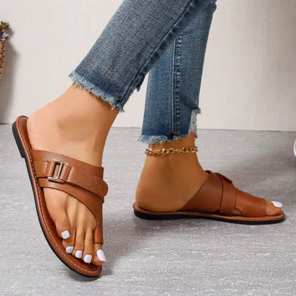 sandals – 9