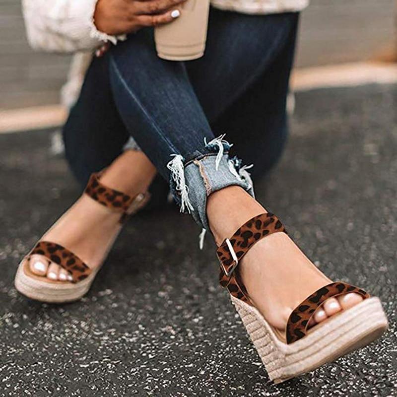 sandals – 3
