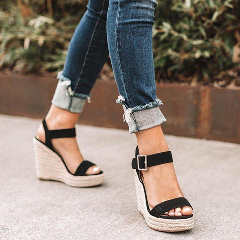 sandals – 5