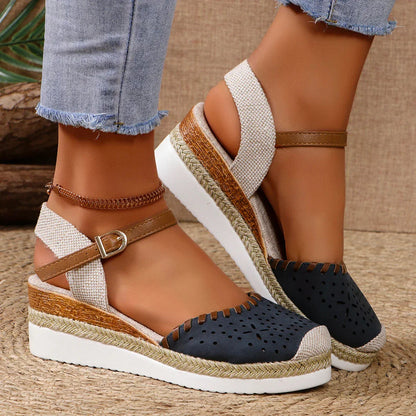 sandals – 4