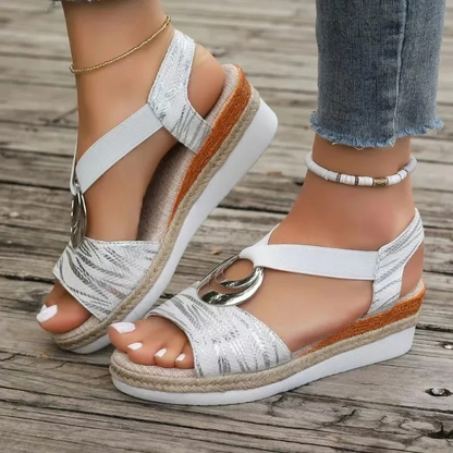 sandals – 5
