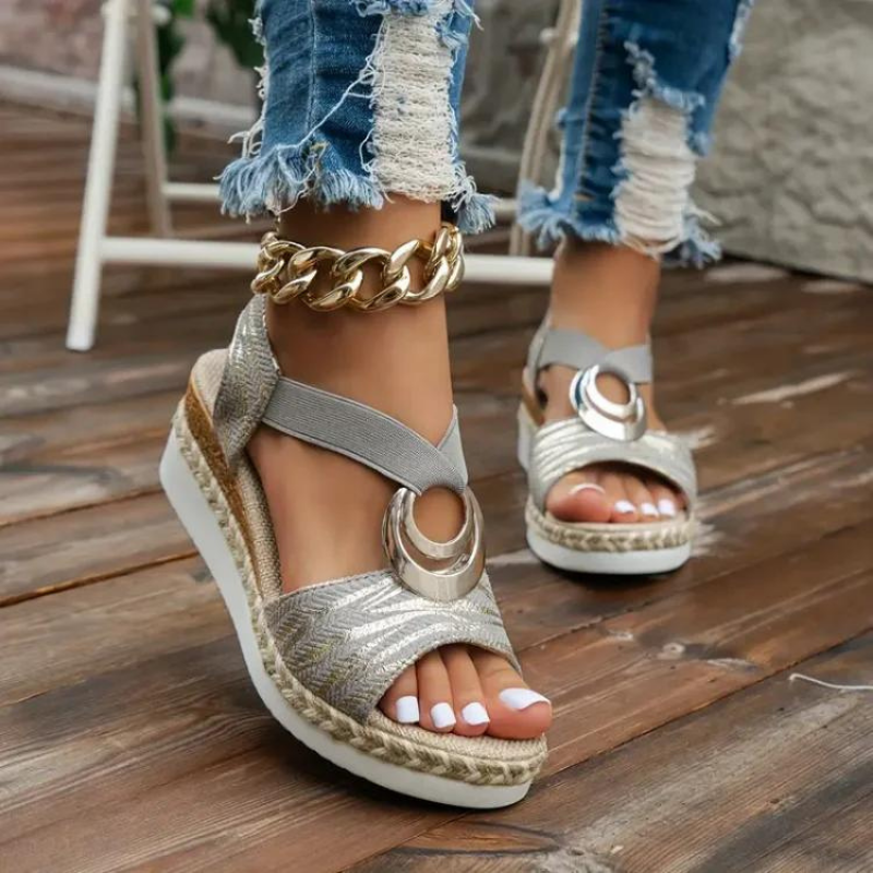 sandals – 6