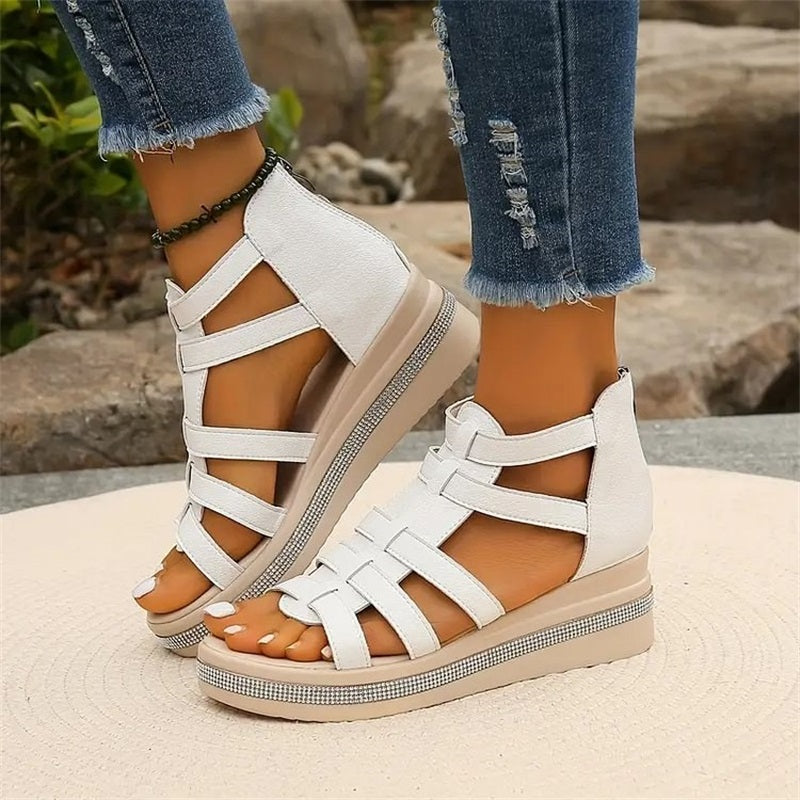 sandals – 10