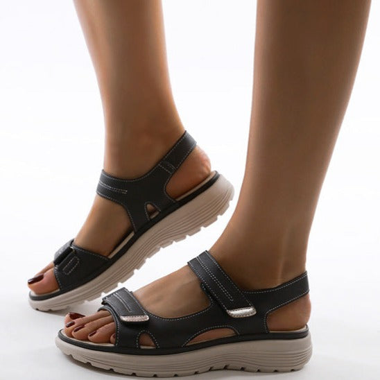 sandals – 5