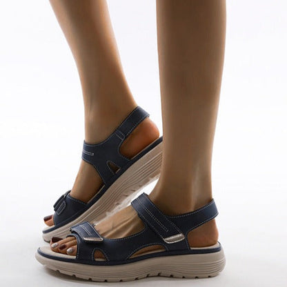 sandals – 7
