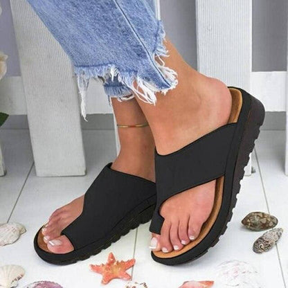 sandals – 4