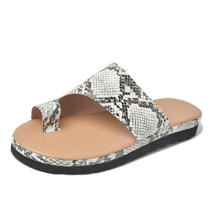 sandals – 6