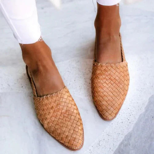 sandals – 5