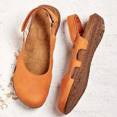 sandals – 4