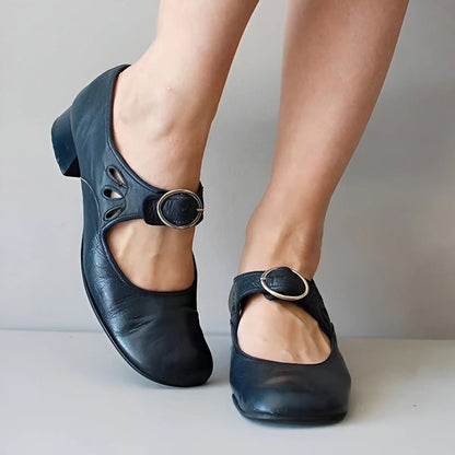 sandals – 3