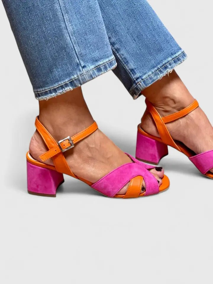 sandals – 4