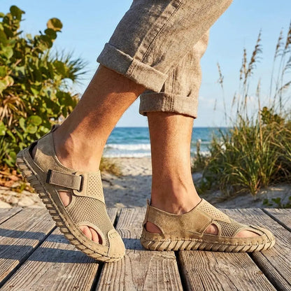 sandals – 4