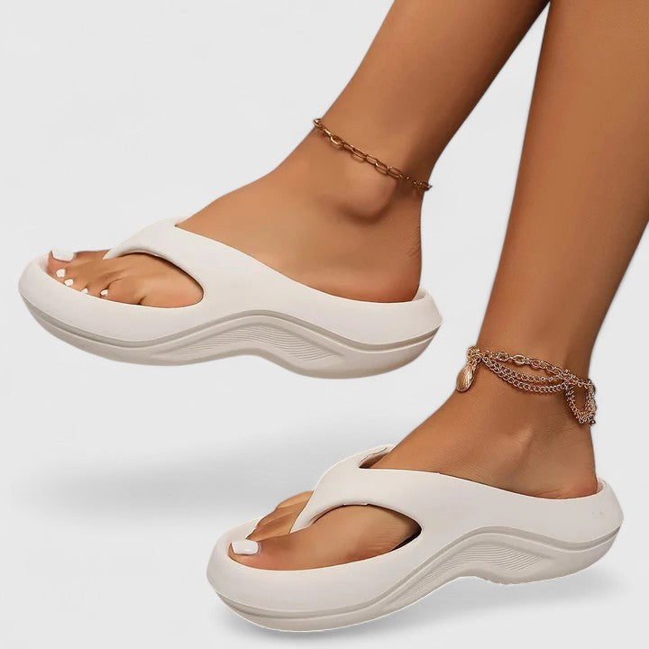 sandals – 4