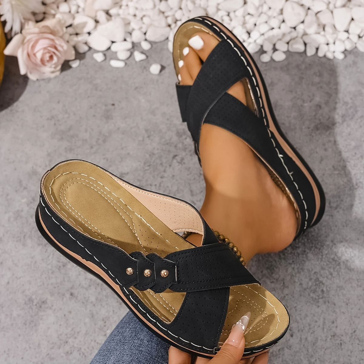 sandals – 10