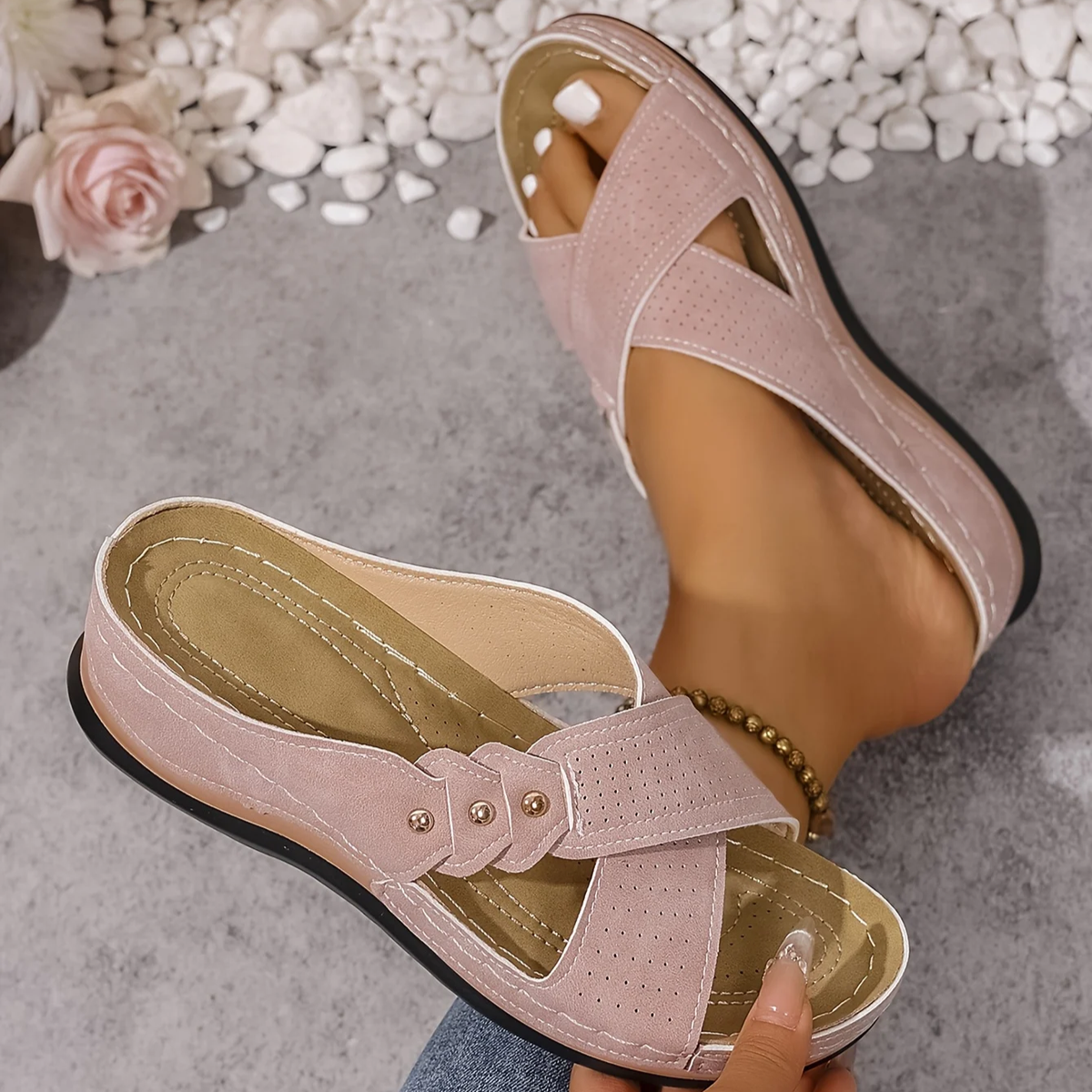 sandals – 7