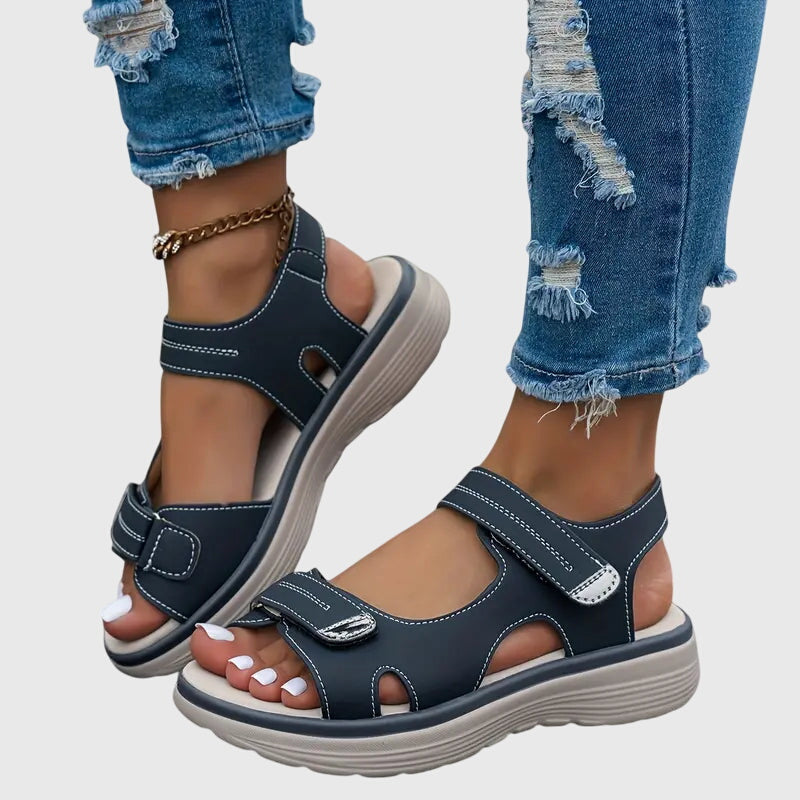 sandals – 10