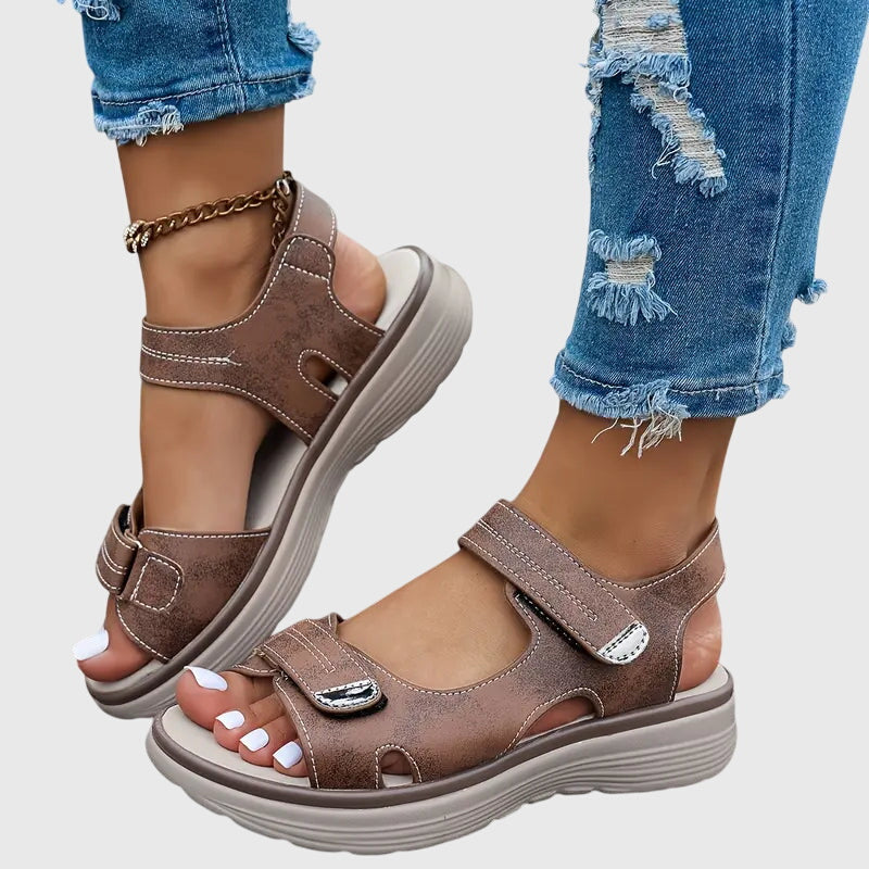 sandals – 5