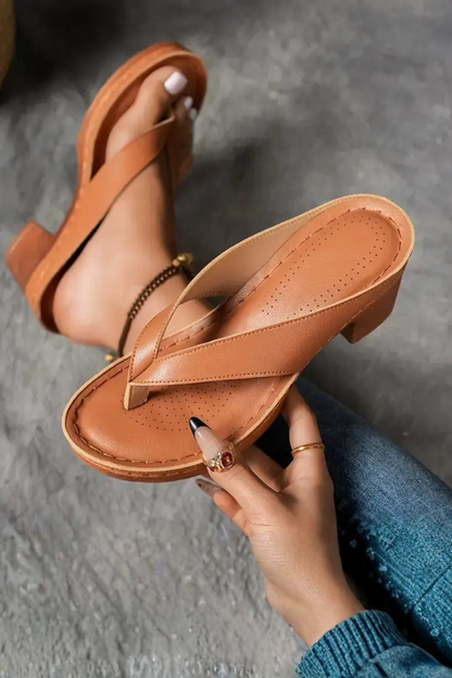 sandals – 10