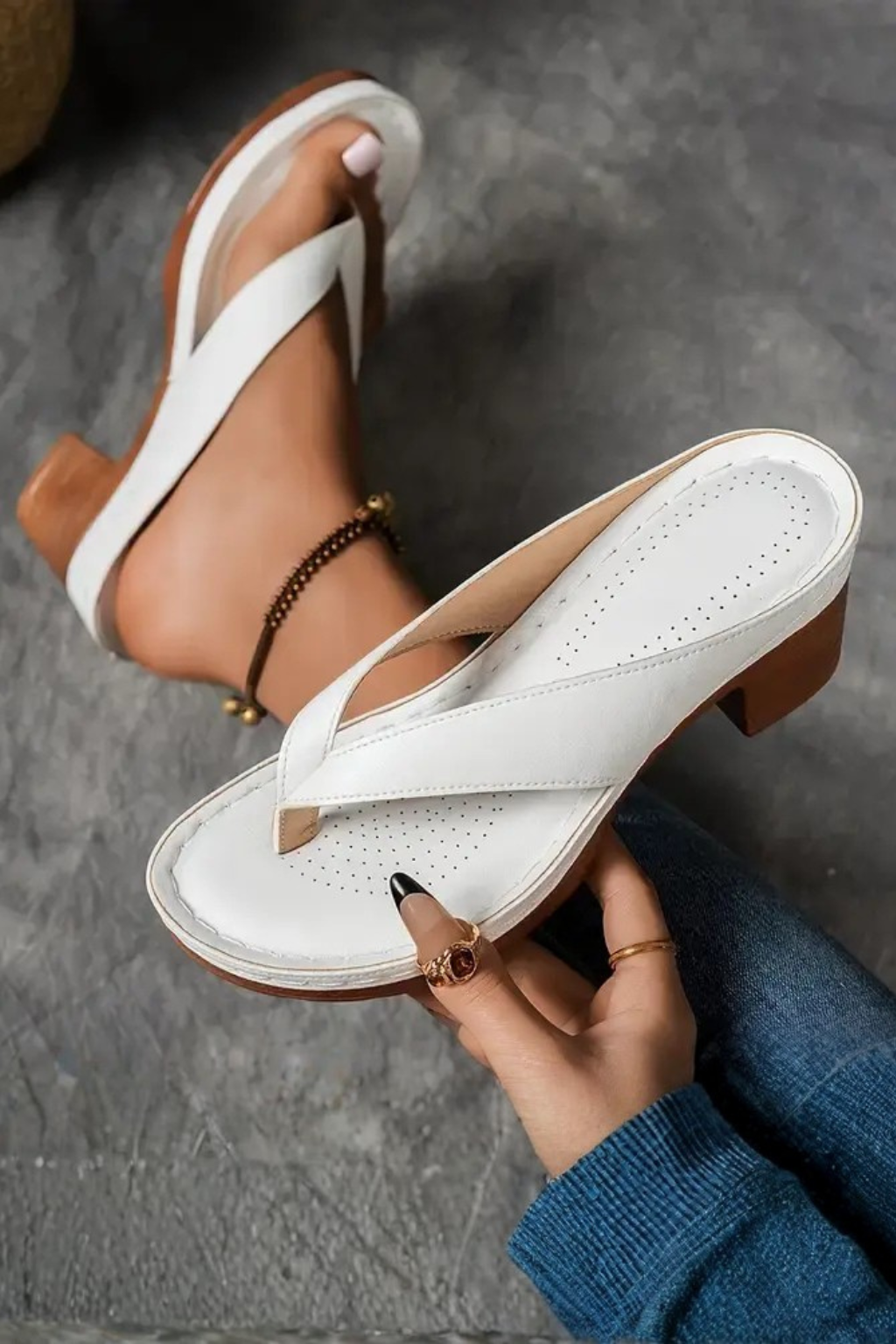 sandals – 13