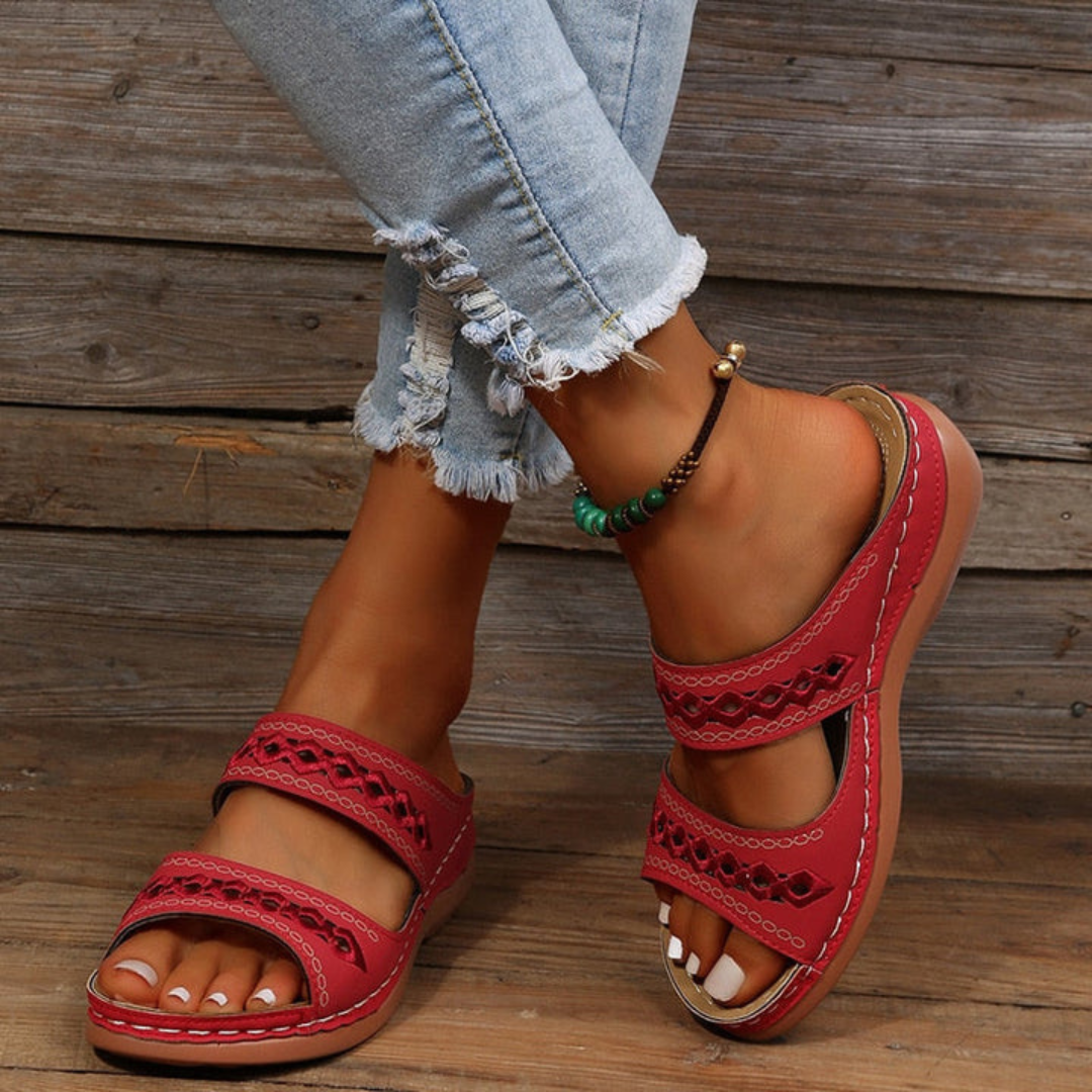 sandals – 5