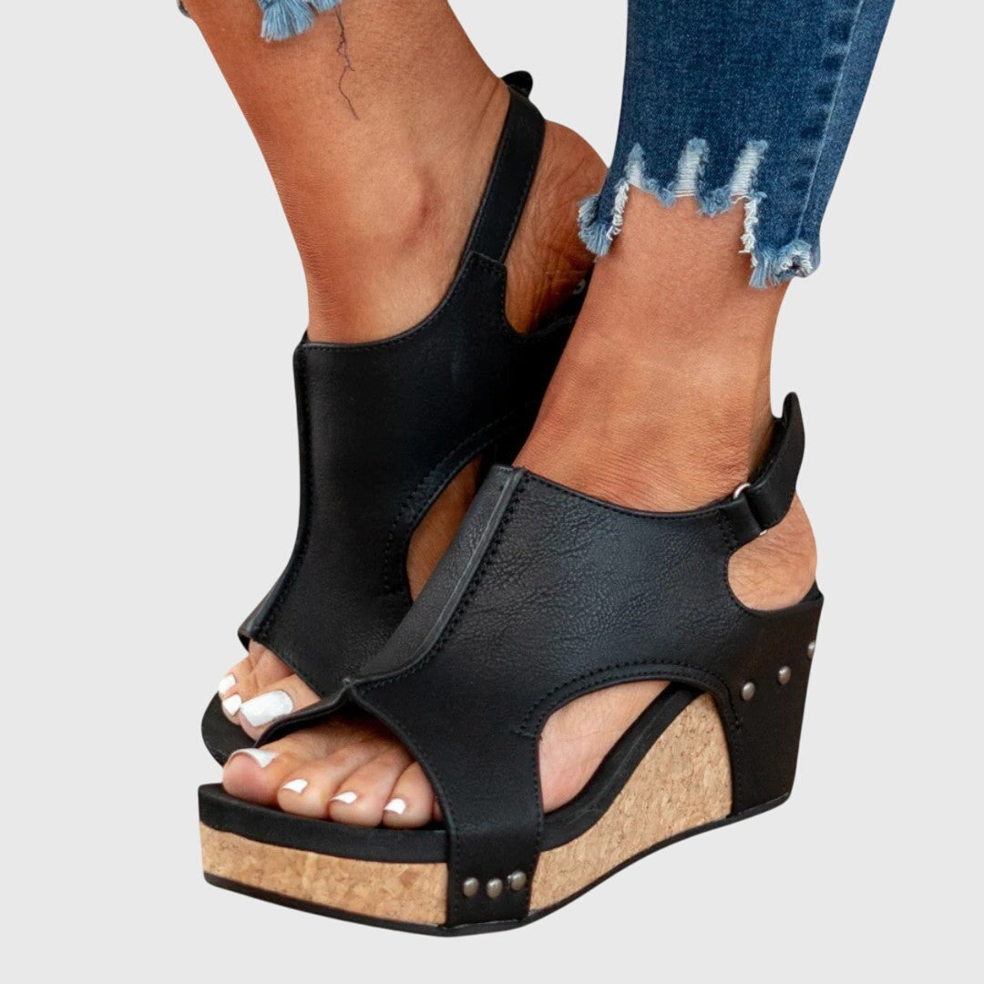 sandals – 5