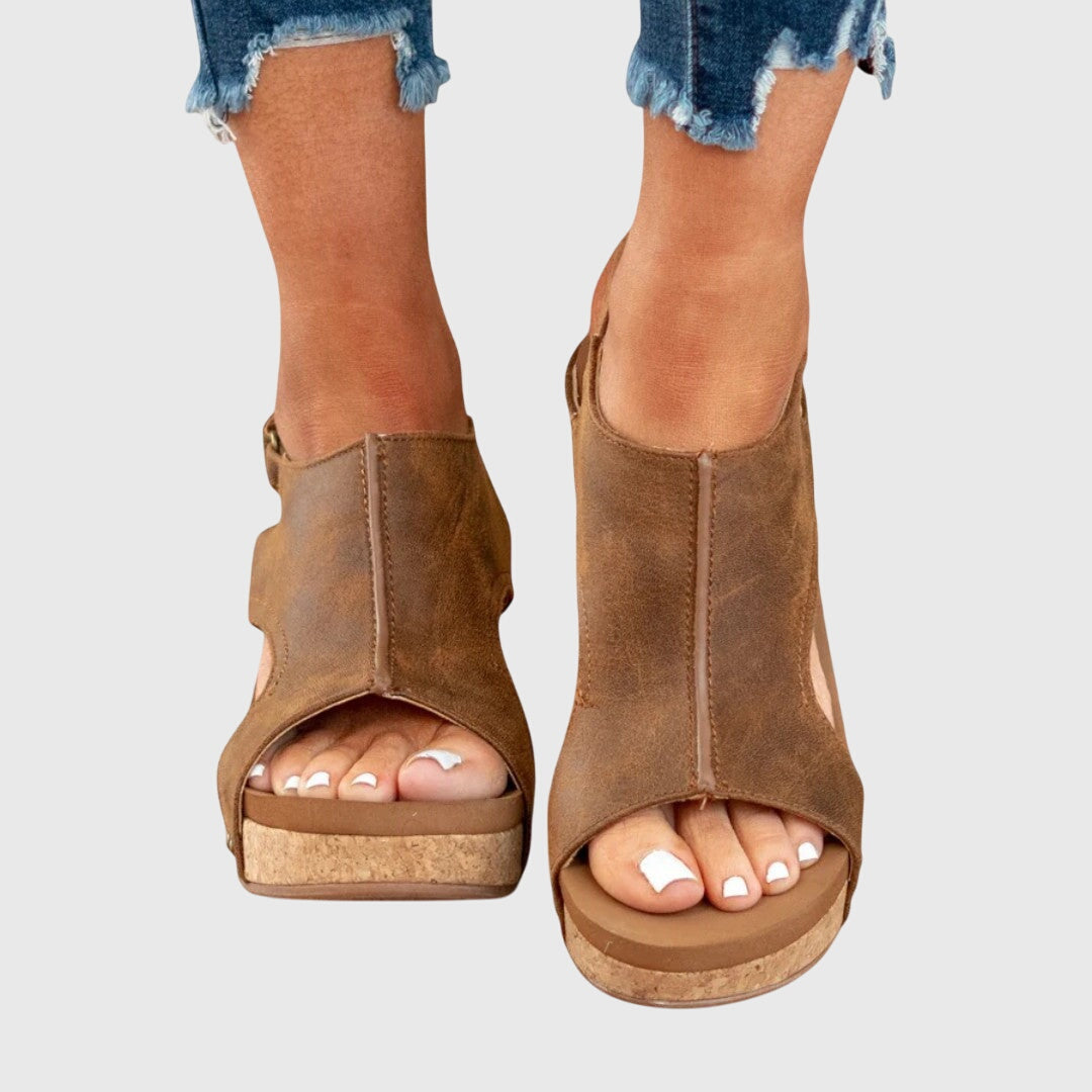 sandals – 8