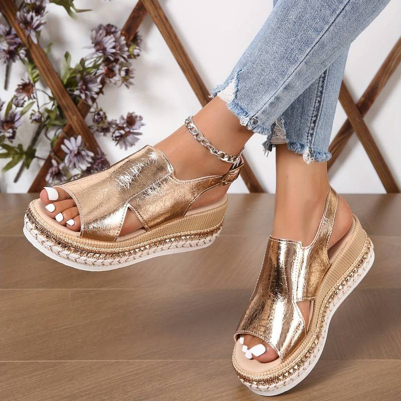 sandals – 3