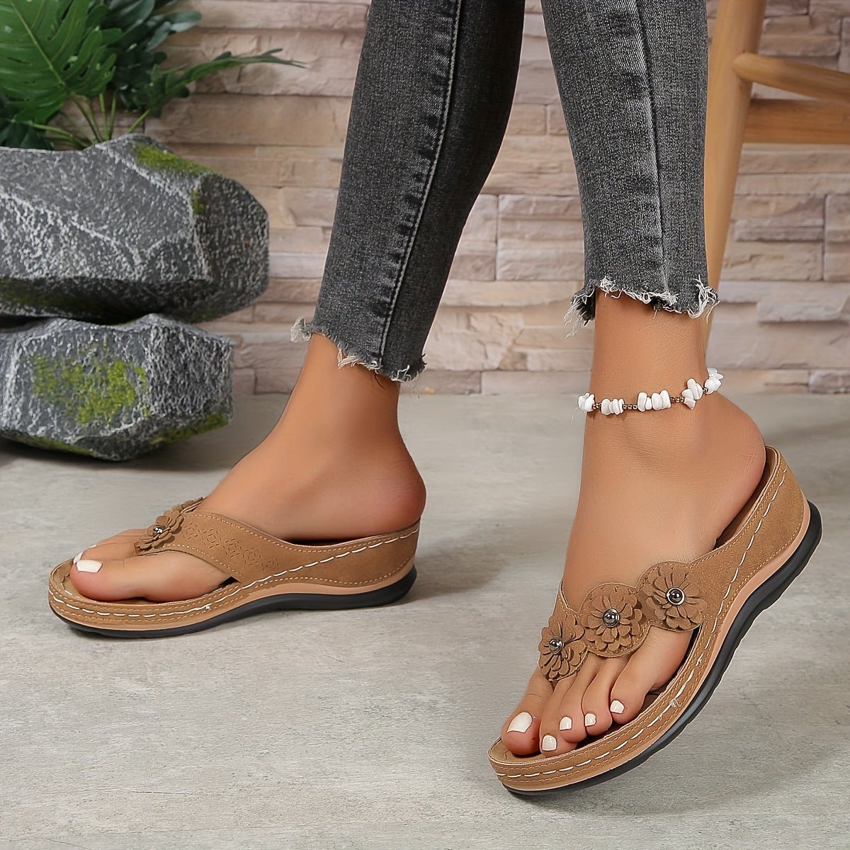 sandals – 3