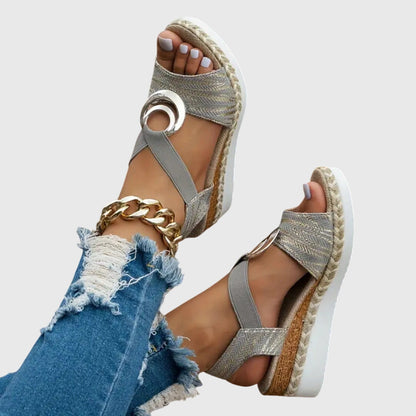 sandals – 3