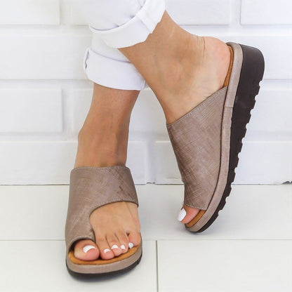 sandals – 6