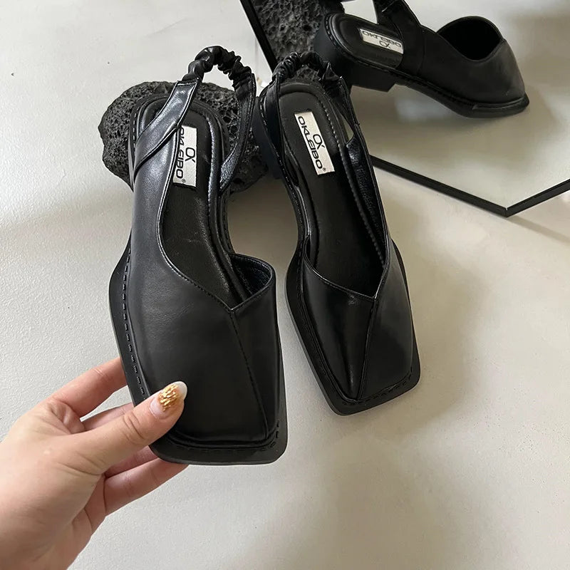 sandals – 4