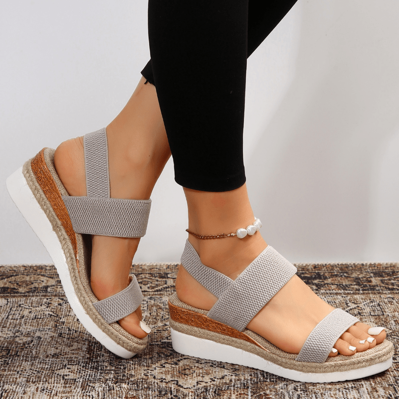 sandals – 10