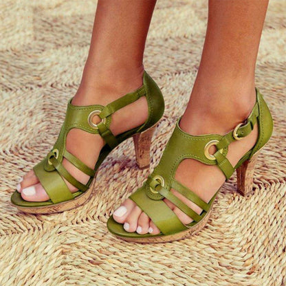 sandals – 4