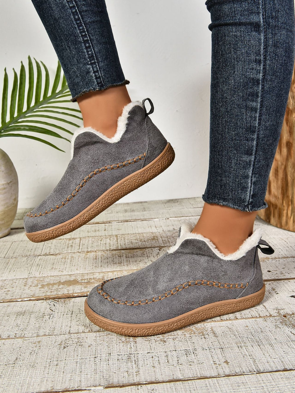 slippers – 3