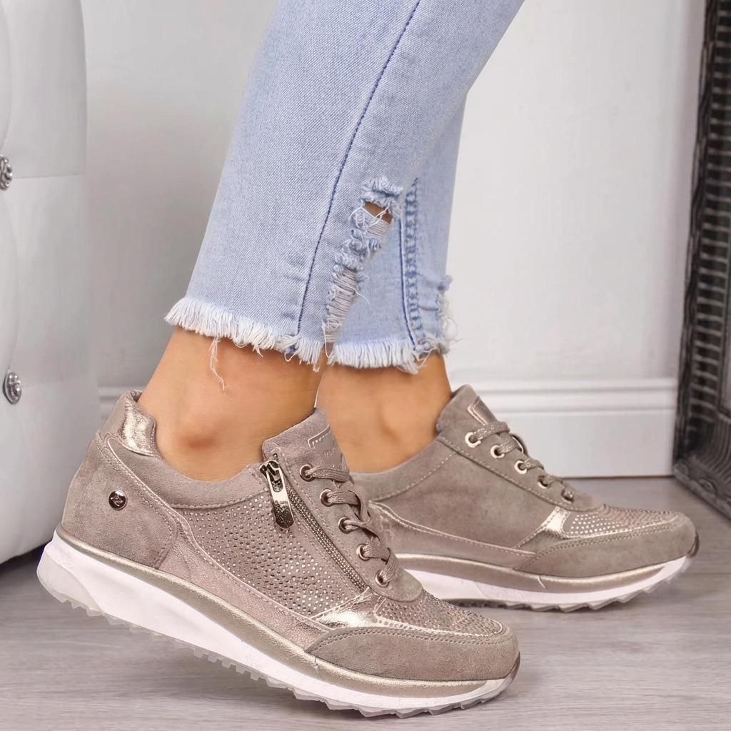 sneakers – 4