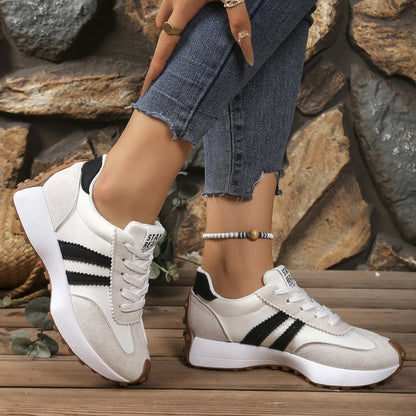 sneakers – 8