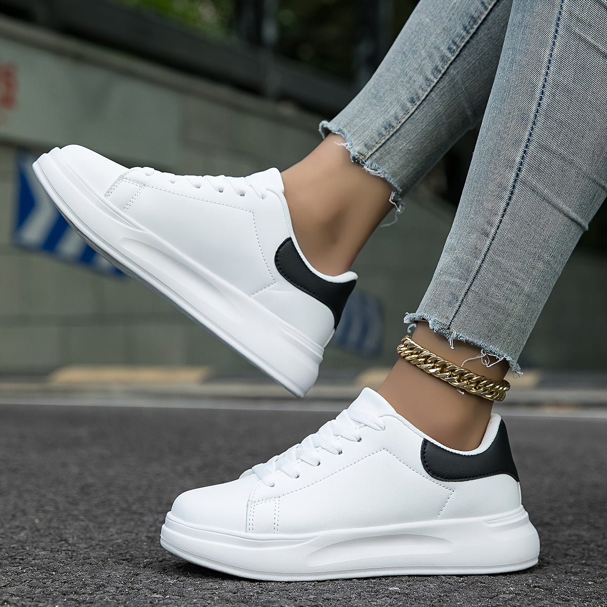 sneakers – 3