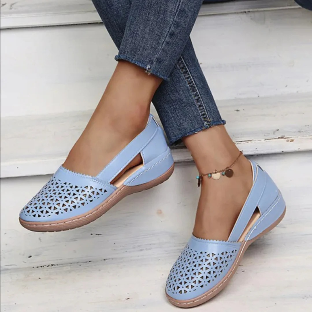sports shoes – 3
