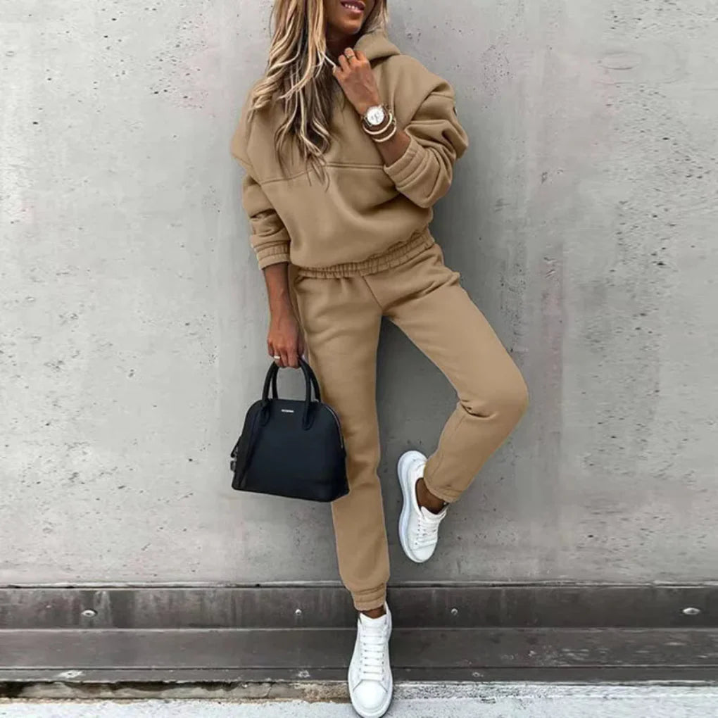 tracksuit – 2